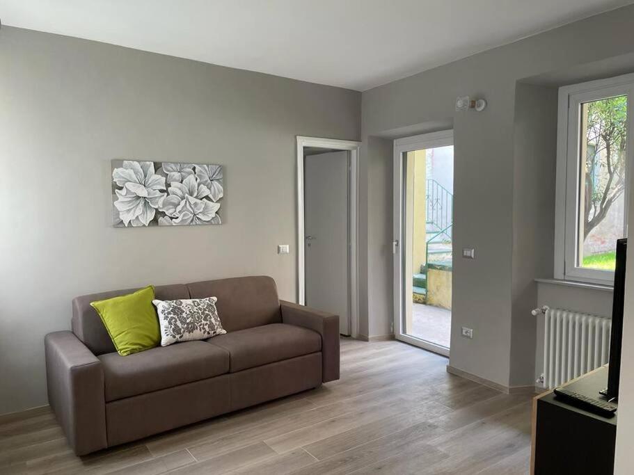 Il Giardino Nascosto Apartment Omegna Luaran gambar